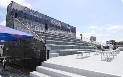 写真:父には見えない写真1_クラブラウンジ